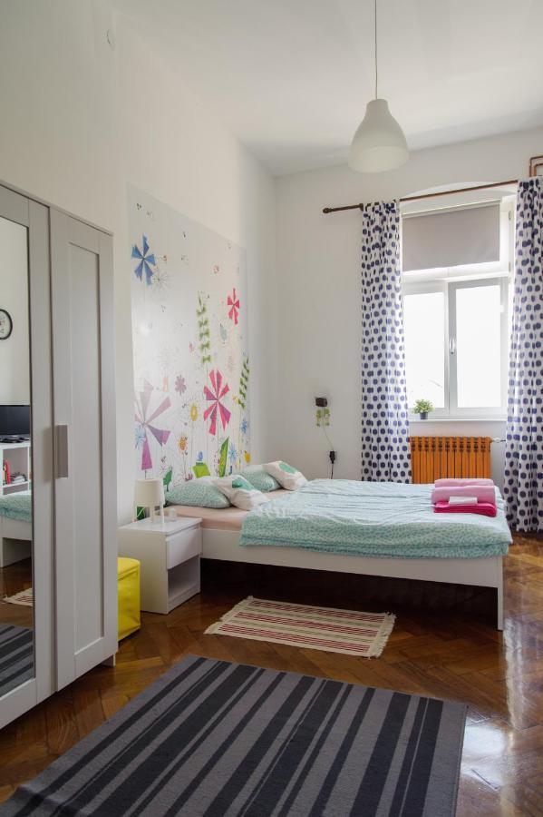 Cozy River View Apartment Карловац Екстериор снимка