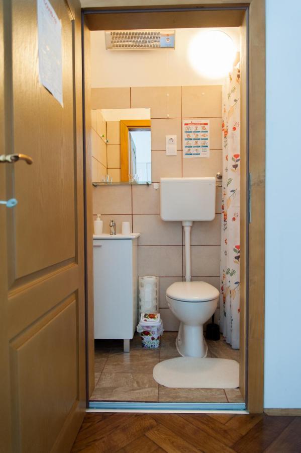 Cozy River View Apartment Карловац Екстериор снимка
